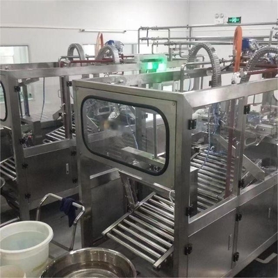 पीएलसी के साथ पूर्ण स्वचालित एसेप्टिक बीआईबी भरने की मशीन 1-25 एल के लिए बॉक्स में निरंतर बैग ऑरेंज / आम / अनानास जूस फिलर के लिए