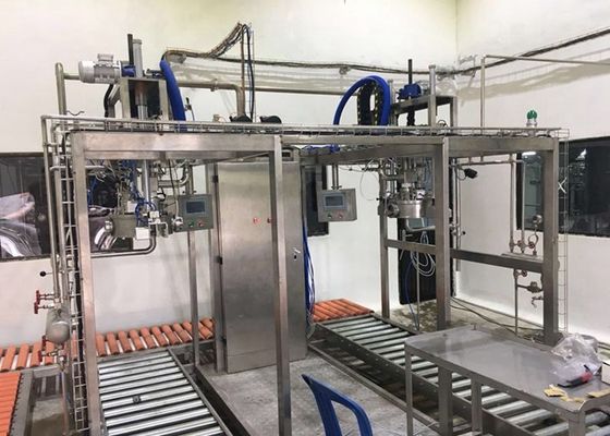 SUS304/316 एकल सिर या डबल सिर एसेप्टिक भरने की मशीन पीएलसी के साथ 1-220L एसेप्टिक बैग तेल/योगुर्ट/सॉस भरने के लिए