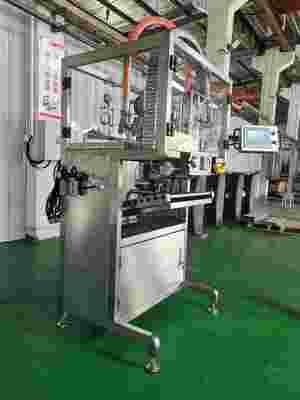 सटीकता ±0.5 प्रतिशत बैग-इन-बॉक्स भरने की मशीन हवा के दबाव 0.6-0.8MPa पर काम करना सटीक तरल पदार्थ वितरण के लिए आदर्श